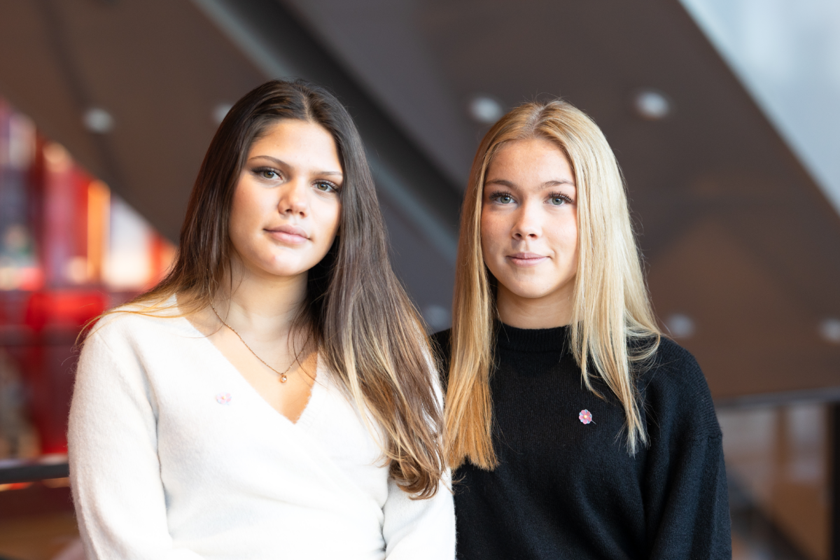 2026 års designers Saga Laventzakis och Leia Sandell.